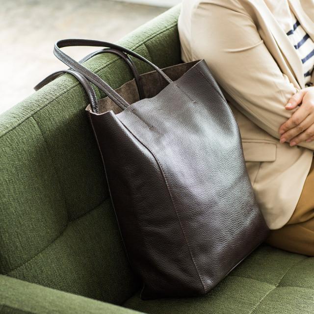 本革 A4 イタリア製 縦型レザートートバッグ [通勤バッグ カジュアル