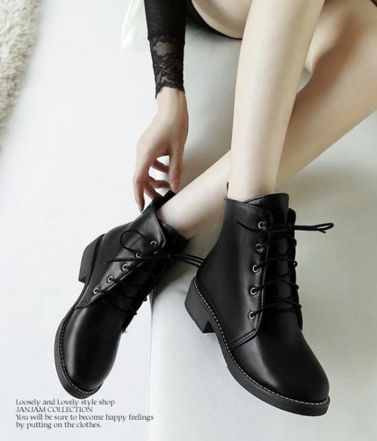 上質で快適 大きいサイズ レディース ショートブーツ 25 26 5cm レースアップ アーモンドトゥ ローヒール 靴 ブーツ 編み上げ 太ヒール 気質アップ Www Endocenter Com Ua
