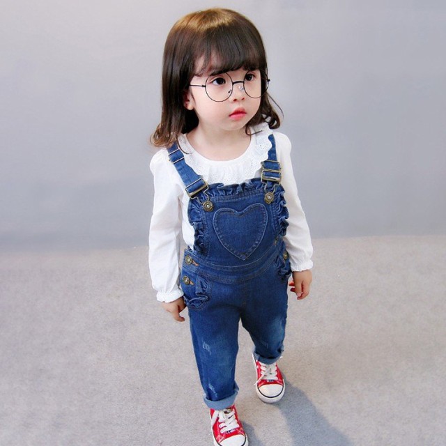 オーバーオール サロペットパンツ 子供服 キッズ ベビー 女の子 女児 デニム ハート フリフリ ボタン 金具 ポケット付き 可愛い おしゃれ