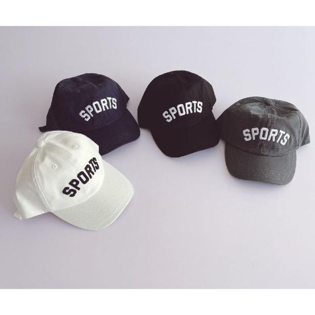 安い キャップ 帽子 子供用 キッズ ベビー 男の子 女の子 英字ロゴ 野球帽 ツバ付き 日よけ カジュアル 紫外線対策 かっこいい おしゃれ 100 安心保証