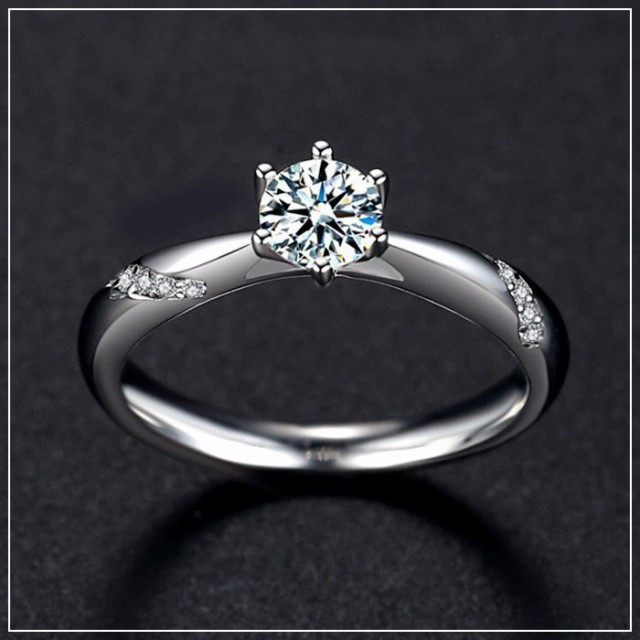 指輪 レディース 婚約指輪 安い 一粒ダイヤ 大粒 0.5カラット 重ね付け リング ダイヤモンド cz プラチナ 女性 結婚記念日 誕生日プレゼント