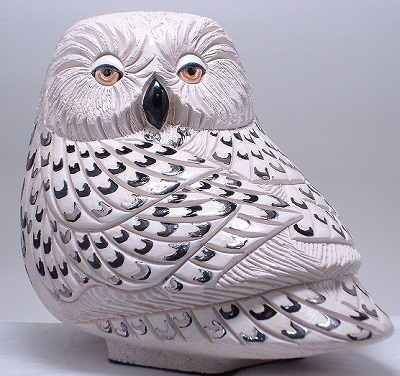 年間ランキング6年連続受賞 オウル ふくろう 陶器 置物 白フクロウ 本なし 置物 Vaasagarvattam In