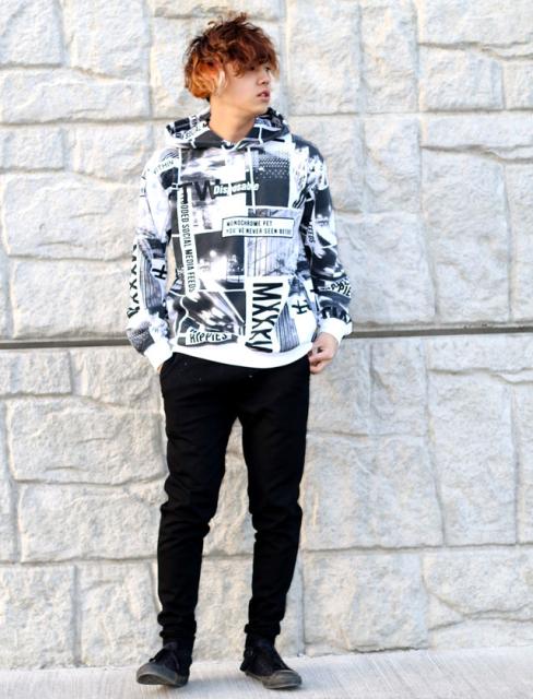 カジュアルモードに 総柄プルパーカーコーデの通販はau Wowma