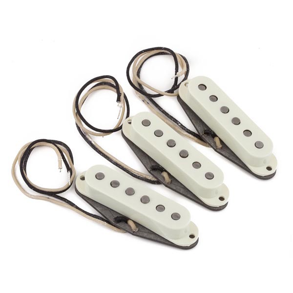 安い日本製 Fender Pure Vintage 65 Strat Pickupの通販はau PAY マーケット - 楽器de元気|商品ロットナンバー:273200164 ピックアップ 新品日本製