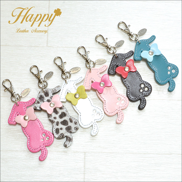 メール便対応 すわりいぬ チャーム 犬 牛本革 スワロフスキー付 Happy 6色 ドッグ 犬 キーホルダー 日本製 ハッピー Hc 31 の通販はau Pay マーケット Keep You キープユー Au Pay マーケット店 商品ロットナンバー