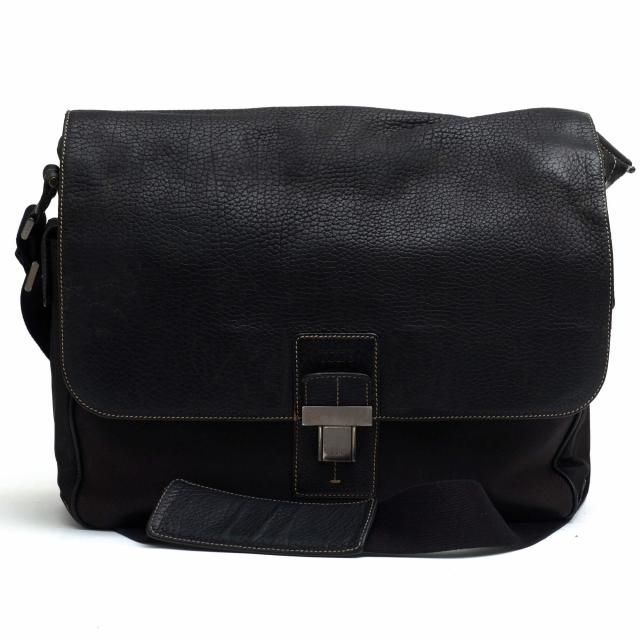 21春夏新作 トッズ Tod S 一部牛革 カーフ ショルダーバッグ フラップ式 メッセンジャーバッグ シボ革 シュリンクレザー メンズ 中古 中古 ショルダーバッグ