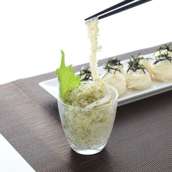 お涼理メーカー アイスシェフ 製氷器 野菜氷 保存容器 スライサー 氷 削る 手作り 冷凍 冷やし型 アイストレー サラダ ドレッシング の通販はau Pay マーケット リビングート 商品ロットナンバー