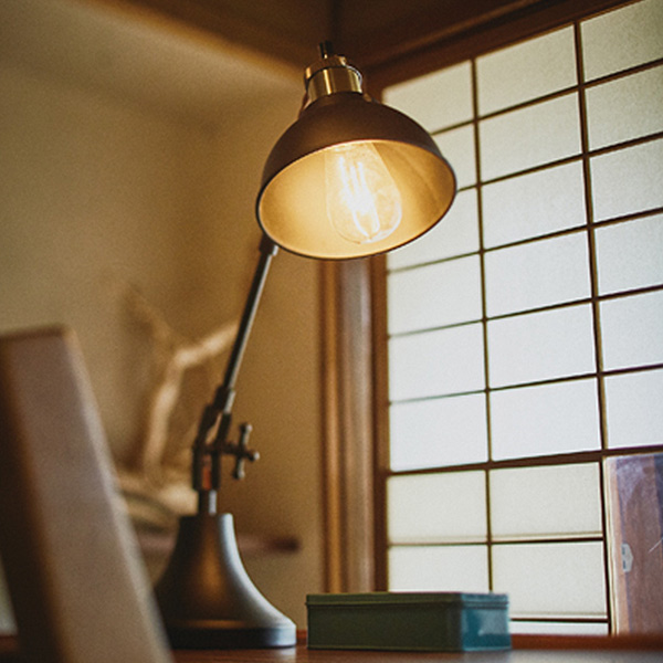 在庫処分大特価 デスクライト 照明 フロアライト ライト Lht 737 スタンドライト デスクスタンド テーブルライト 卓上ライト 卓上照明 おしゃれ Led L 安い購入 Mawaredenergy Com