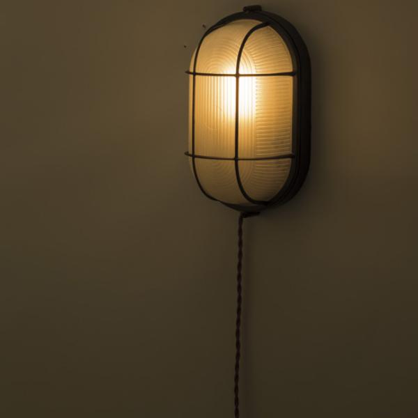 人気再入荷 照明 ブラケットライト 間接照明 Lht 730 壁面照明 壁付け照明 ウォールライト 縦横両用 壁 廊下 階段 トイレ 寝室 ガレージ 作業場 L 人気ブランド Carlavista Com