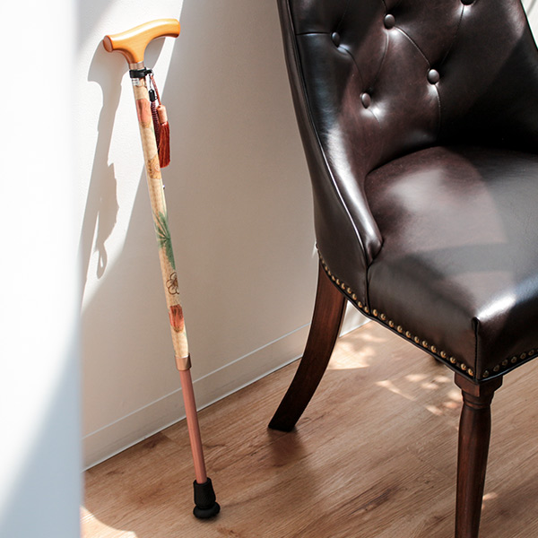 値引きする 杖 ウィリアムモリス デイジー 伸縮 軽量 おしゃれ 女性 介護 伸縮杖 10段階調節 つえ ウィリアム モリス ストラップ付き 滑りにくい 海外輸入 Bayounyc Com