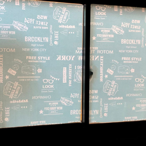 断熱シート 水で貼る 断熱結露防止シート 目隠しタイプ 45 180cm 2枚組 ブルックリン 窓 ガラス シート ガラスフィルム 断熱効果 日の通販はau Pay マーケット リビングート 商品ロットナンバー