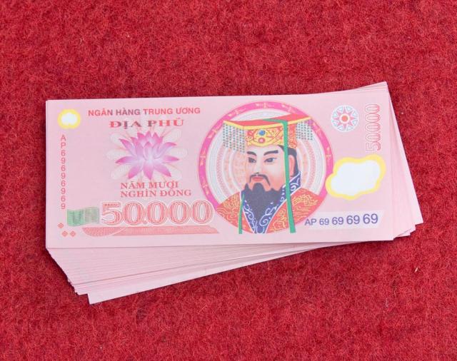 死後の世界のお金 冥金100枚セット ベトナム おもちゃ 紙幣 ドン 冥札