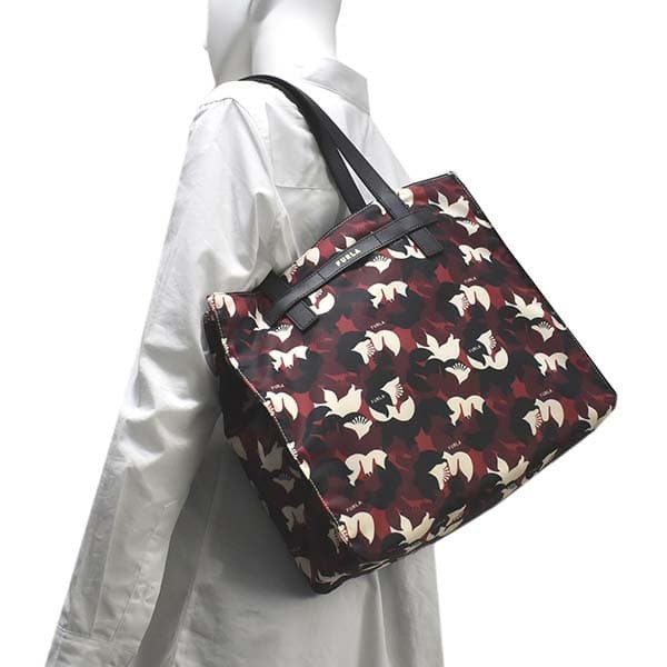 定番NEW フルラ レディース トートバッグ ショルダーバッグ/FURLA DIGIT L TOTE E/W 花柄 スクエア型 四角形 トートバッグ ショルダーバッグ CHERの通販はau PAY マーケット - ブランドショップvolume8|商品ロ 在庫在庫あ