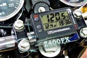 D-4-1 Z400FX ガラス調 アクリル製 ヨシムラ油温計 PRO-GRESS 2 用 取付ステー カスタム 等に