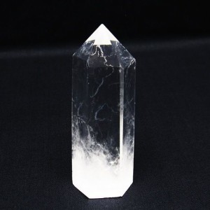 水晶 六角柱 水晶ポイント 原石 置物 一点物  142-6471