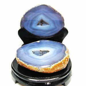 2.7Kg トレジャーメノウ アゲート 財宝メノウ 聚宝盆瑪瑙 agate ジオード 原石 アゲット 瑪瑙 置物 龍穴 風水 開運 台座付属 一点物 [送