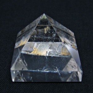 水晶 ピラミッド置物 一点物 145-994
