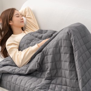 AngQi ウェイトブランケット 加重ブランケット 重い 毛布 深い睡眠 暖かい 重力ブランケット 冷房対策 敏感肌適合 不眠症対策 睡眠改善 