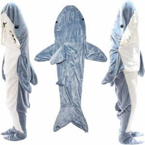 YAYAMIYA 着る毛布 サメ ぬいぐるみ アニマルブランケット 寝袋 大人用柔らかい おしゃれ サメ パジャマ ふわふわ 冷房対策 暖かい お誕