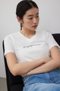 フロントメッセージロゴTシャツ WOMENSレディース