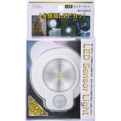 LEDセンサーライト ホワイト NIT-L03M-W(1コ入)[センサーライト]