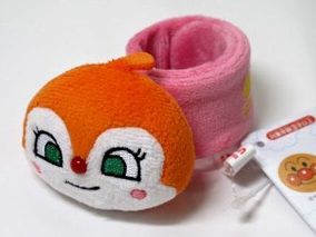 アンパンマン　限定　ぬいぐるみ　パッチンバンド　ドキンちゃん　