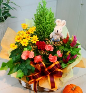 【花　プレゼント花】 おまかせプランツバスケット　５　お祝い花ギフトに　花宅配