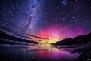 1000ピース ジグソーパズル KAGAYA 銀河の果ての南極光(ニュージーランド)【光るパズル】(50x75cm)