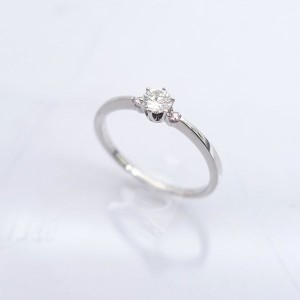 ◆Pt900 ダイヤ 0.209ｃｔ ピンクダイヤ 0.03ｃｔ リング 14号　Eカラー ブランド【リング/指輪/アクセサリー】 【中古】 