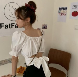 韓国 ファッション レディース Tシャツ トップス ショート丈 リボン バックシャン 背中見せ パフスリーブ 半袖 ガーリー セクシー 夏