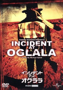 【中古】 インシデント・アット・オグララ／マイケル・アプテッド（監督）,レオナルド・ペルティエ