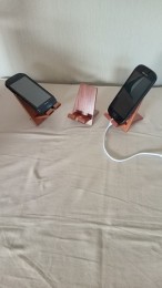 【ふるさと納税】花梨 スマホスタンド ／ 奈良唐木工芸 工芸品 スタンド 卓上 角度調節 木製 シンプル 充電 インテリア 奈良県 葛城市