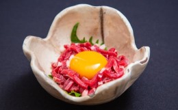 【ふるさと納税】馬凰（ばおう）旨味溢れる 桜ユッケ 計250g（50g×5パック）タレ付き 馬肉