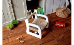 【ふるさと納税】ZD-37  ファニファニの赤ちゃん椅子　ami‐アミ（ホワイト）