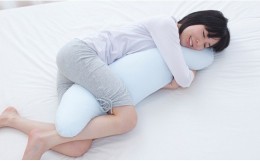 【ふるさと納税】はじめての抱き枕（妊婦・マタニティー・横向き睡眠用）・ブルー