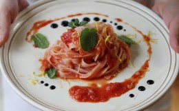 【ふるさと納税】グルテンフリーの白米麺と日本海のあごだし?つゆセット（6食）【島根県 雲南市 米 こめ コメ 白米 有機米 農薬不使用 化