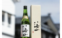 【ふるさと納税】越後の名酒「八海山」純米大吟醸【四合瓶720ml】