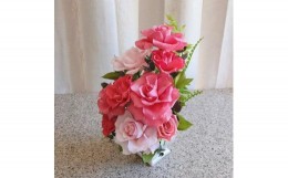 【ふるさと納税】大輪のバラの花が咲き誇るプリザーブドフラワー・bell薔薇（クリアケース入り）　ピンク系