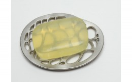 【ふるさと納税】自然をモチーフとしたステンレス鋳物石鹸置き「水面soap dish」_F034