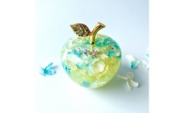 【ふるさと納税】ハーバリウムガラスの林檎　大1個　箱入りラッピング　(カラーおまかせ)【1335346】