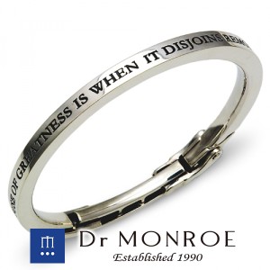 ドクターモンロー Dr MONROE ギミックブレスレット バングル シンプル モード スタイリッシュ 英語 英字 英文