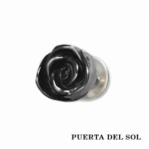 PUERTA DEL SOL バラ 薔薇 ピアス ブラック シルバー950 チタンコーティング ユニセックス シルバーアクセサリー 銀 SV950 ブリタニアシ