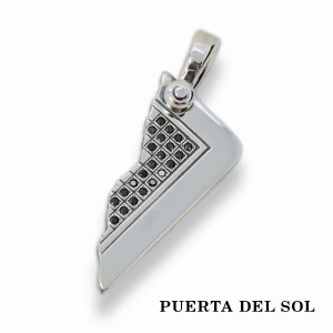 PUERTA DEL SOL トランプカード デザイン ペンダント(チェーンなし) シルバー950 ユニセックス シルバーアクセサリー 銀 SV950 ブリタニ