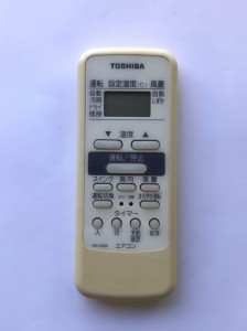 東芝 エアコンリモコン WH-D6B