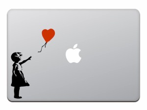 カインドストア MacBook Air/Pro 11 / 13インチ マックブック ステッカー シール 赤い風船に手を伸ばす少女 バンクシー THE GIRL WITH RE