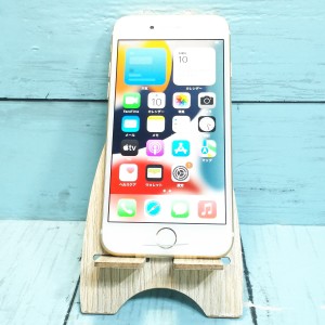 【ほぼ新品・送料無料】au iPhone7 128GB ゴールド 新品同様品 SIMロック解除済み SIMフリー 041271