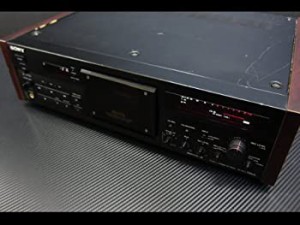 【中古品】SONY ソニー TC-K333ESL 3ヘッド カセットデッキ(中古品)