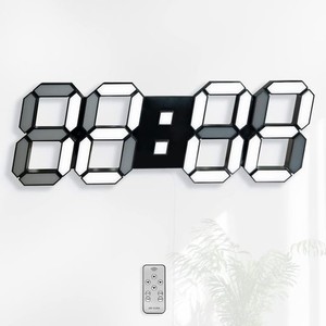 KOSUMOSU デジタル時計 LED時計 壁掛け時計 3D 15インチ 目覚まし時計 リモコン付き ランプ 月/日温度表示 黒色(表示は少し暗い,寝ている