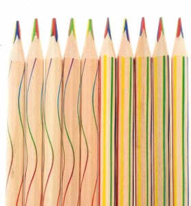 カラフル色鉛筆 レインボー色鉛筆 4色芯 多色えんぴつ 三角軸 20本セット( 三角軸， 20本セット)