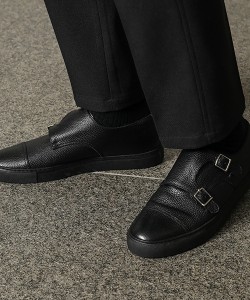 新品 SANTONI ダブルバックルレザー ローカットスニーカー ダブル